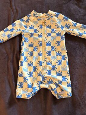 One piece Old Navy Swim Suit 12-18M